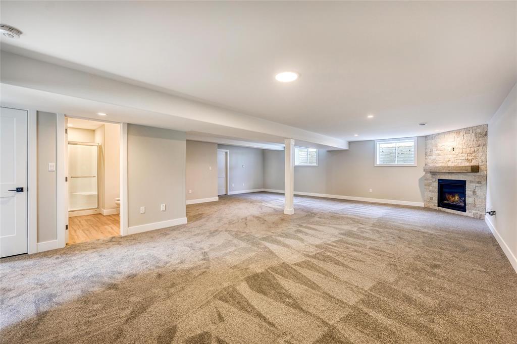 402 BAYHILL Drive, St. Clair, Ontario, Canada