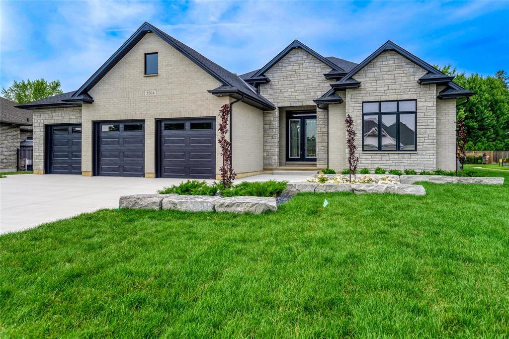 3564 Victoria Street, Plympton-wyoming Ontario, Canada