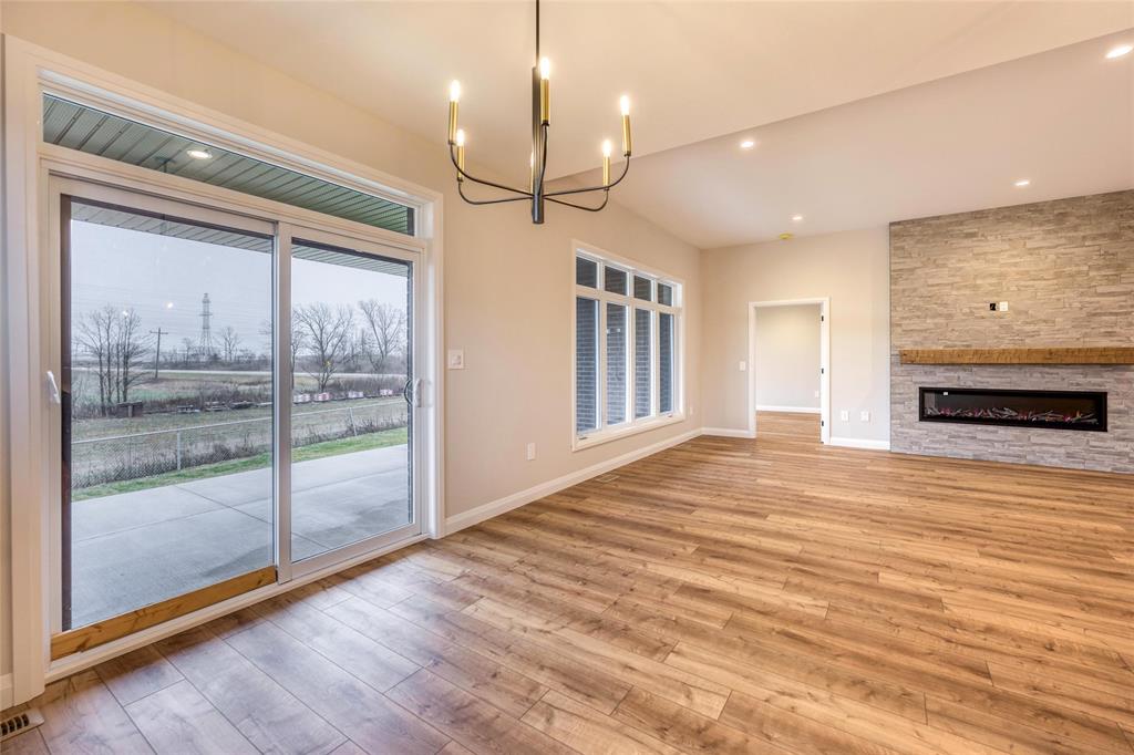 404 BAYHILL Drive, St. Clair, Ontario, Canada