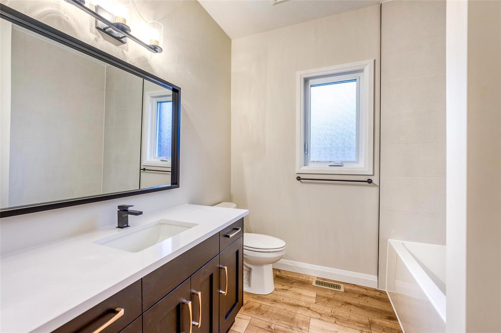 404 BAYHILL Drive, St. Clair, Ontario, Canada
