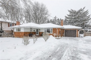 16 MOUNTSFIELD Drive, London Ontario, Canada