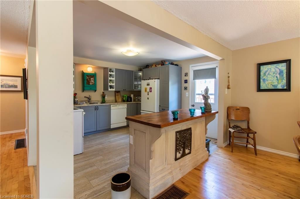 30 AARON Drive, Port Dover, Ontario, Canada