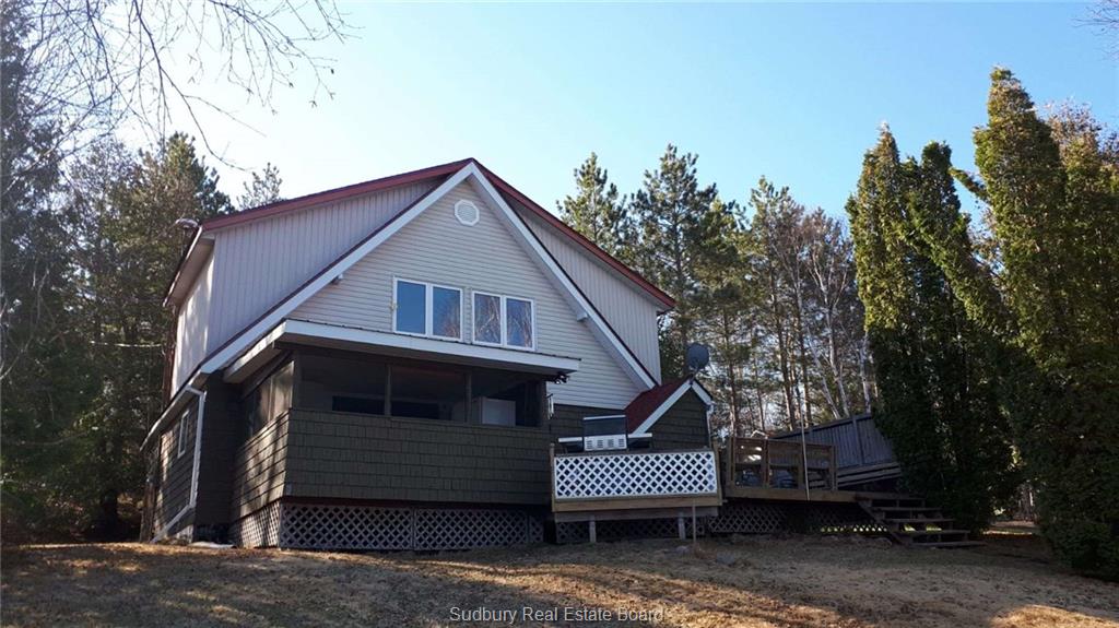 8255 Tilton Lake Road, Sudbury Ontario, Canada