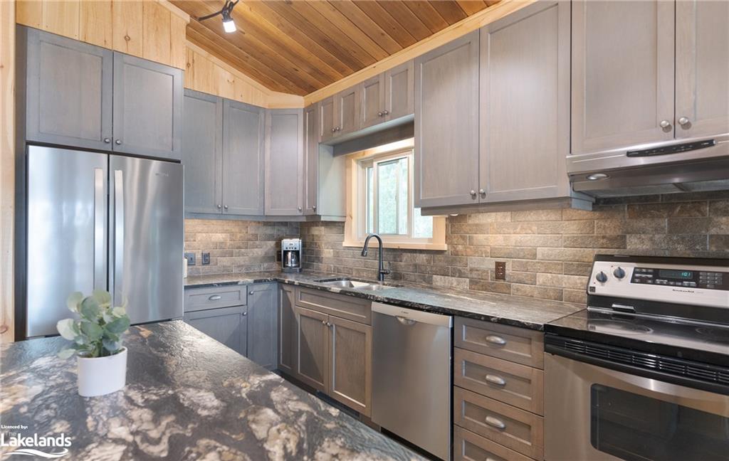 12 HILLTOP Lane, Seguin, Ontario, Canada