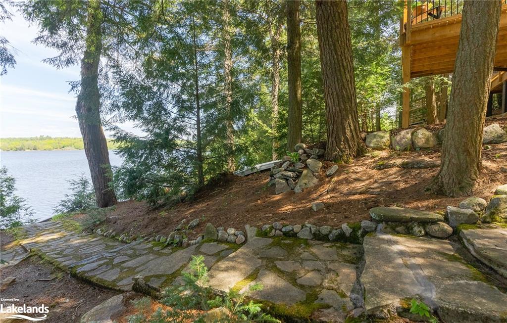 12 HILLTOP Lane, Seguin, Ontario, Canada
