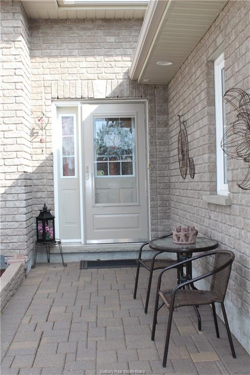 3965 MACMILLAN Drive, Val Caron, Ontario, Canada