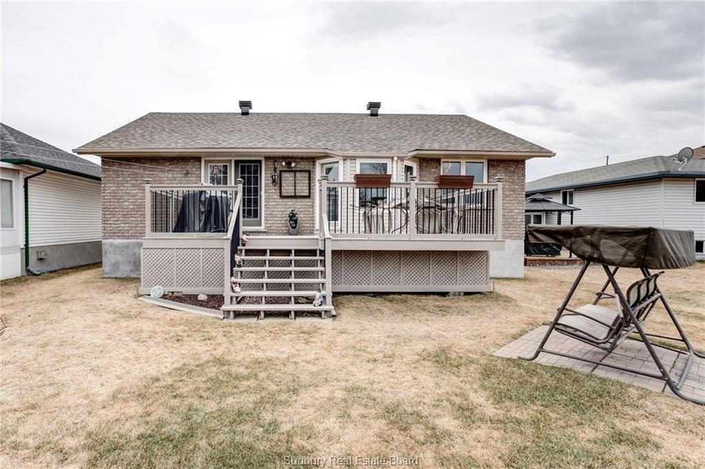 3965 MACMILLAN Drive, Val Caron, Ontario, Canada