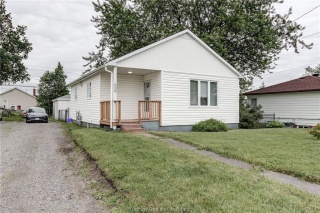 609 Queen Elizabeth Street, Lively Ontario, Canada