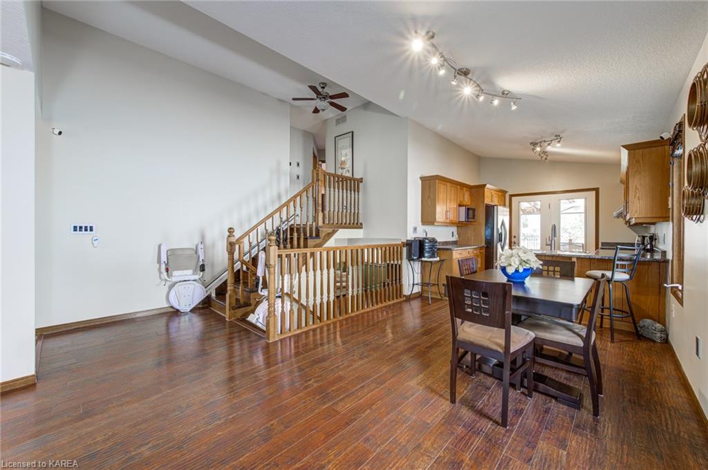 276 MOGG Street