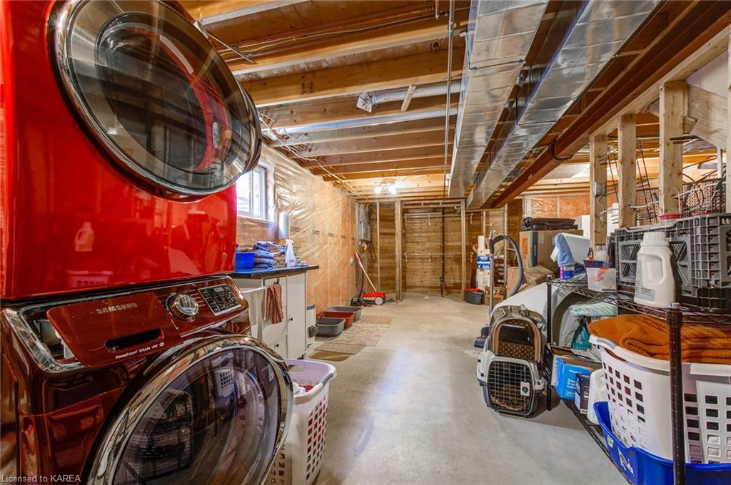 276 MOGG Street
