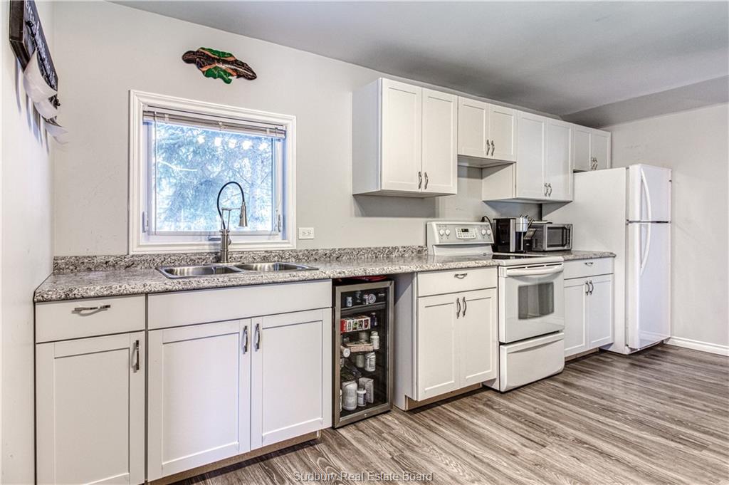 1628 GRAVEL Drive, Hanmer Ontario, Canada