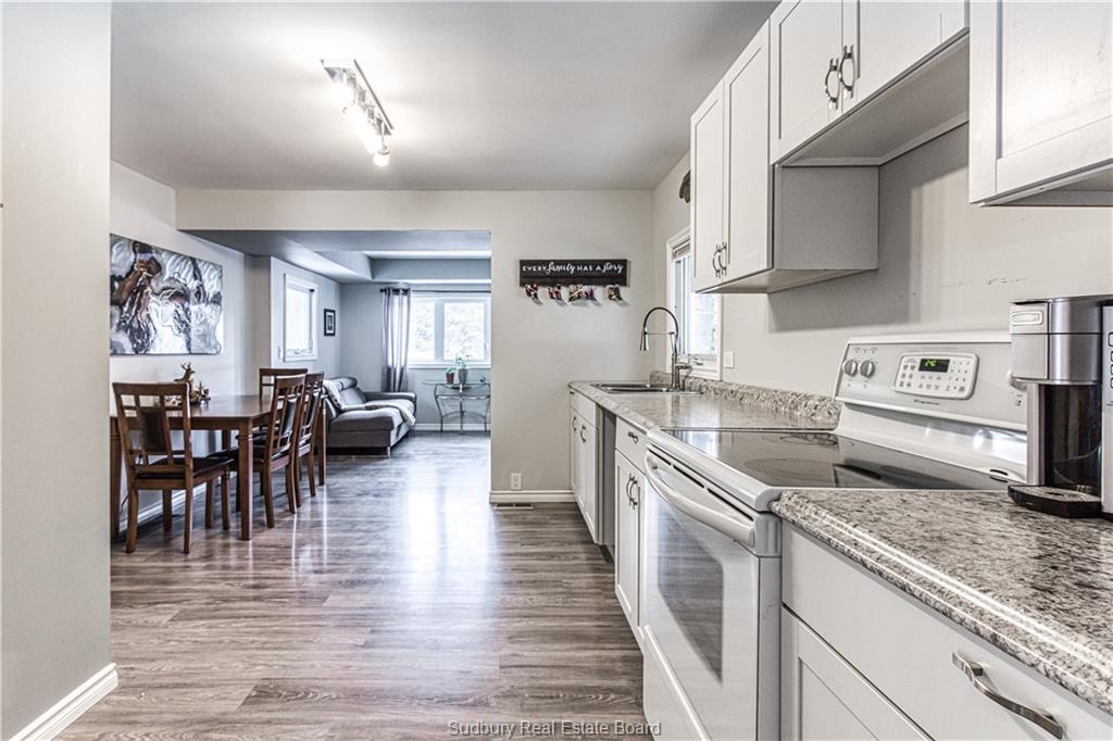1628 GRAVEL Drive, Hanmer Ontario, Canada