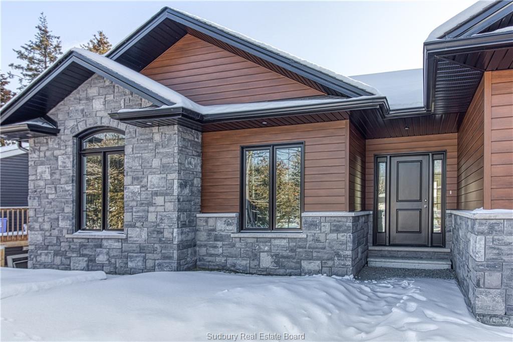 2363 VERMILLION LAKE Road, Chelmsford Ontario, Canada