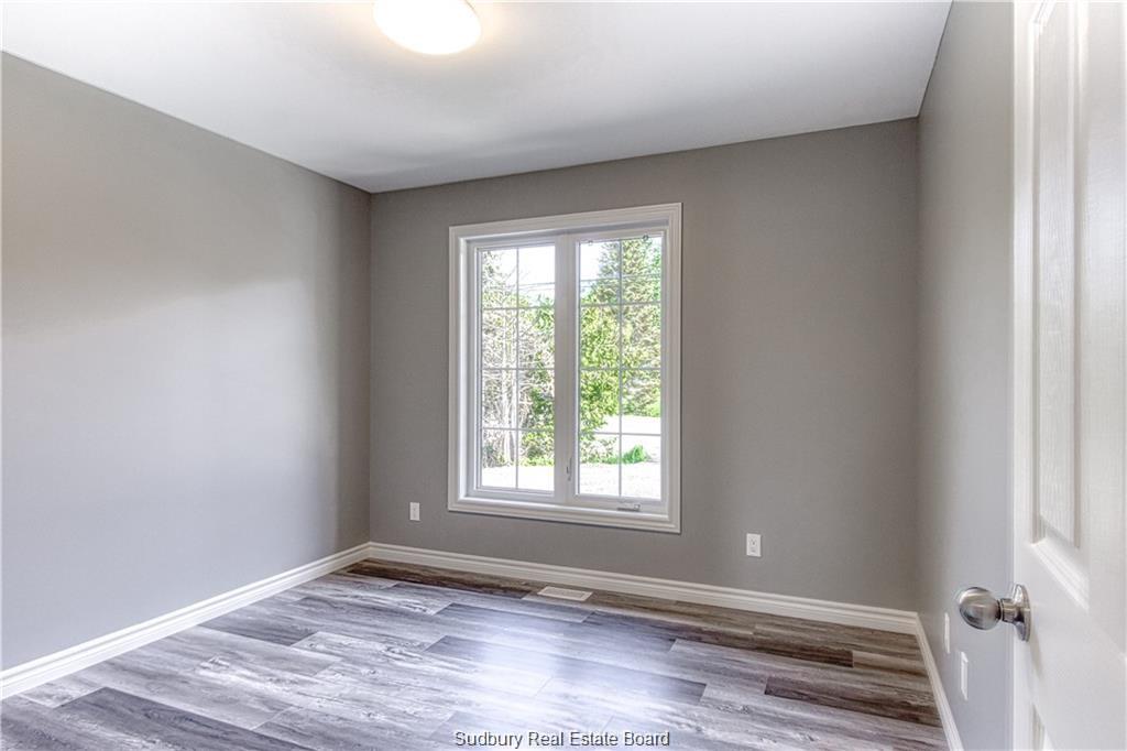 2363 VERMILLION LAKE Road, Chelmsford Ontario, Canada