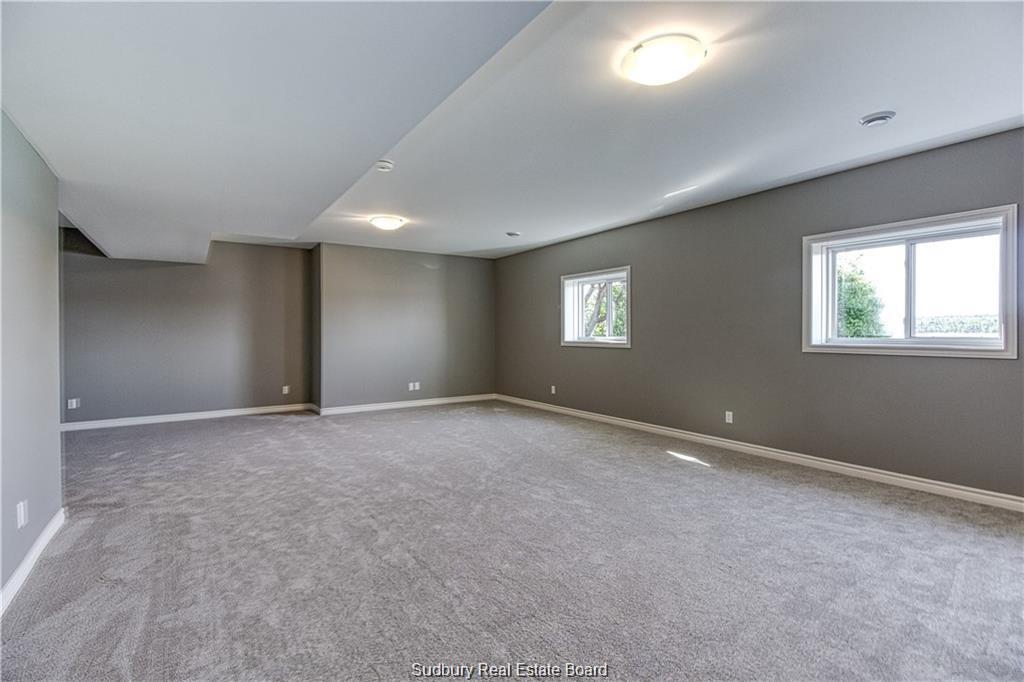 2363 VERMILLION LAKE Road, Chelmsford Ontario, Canada