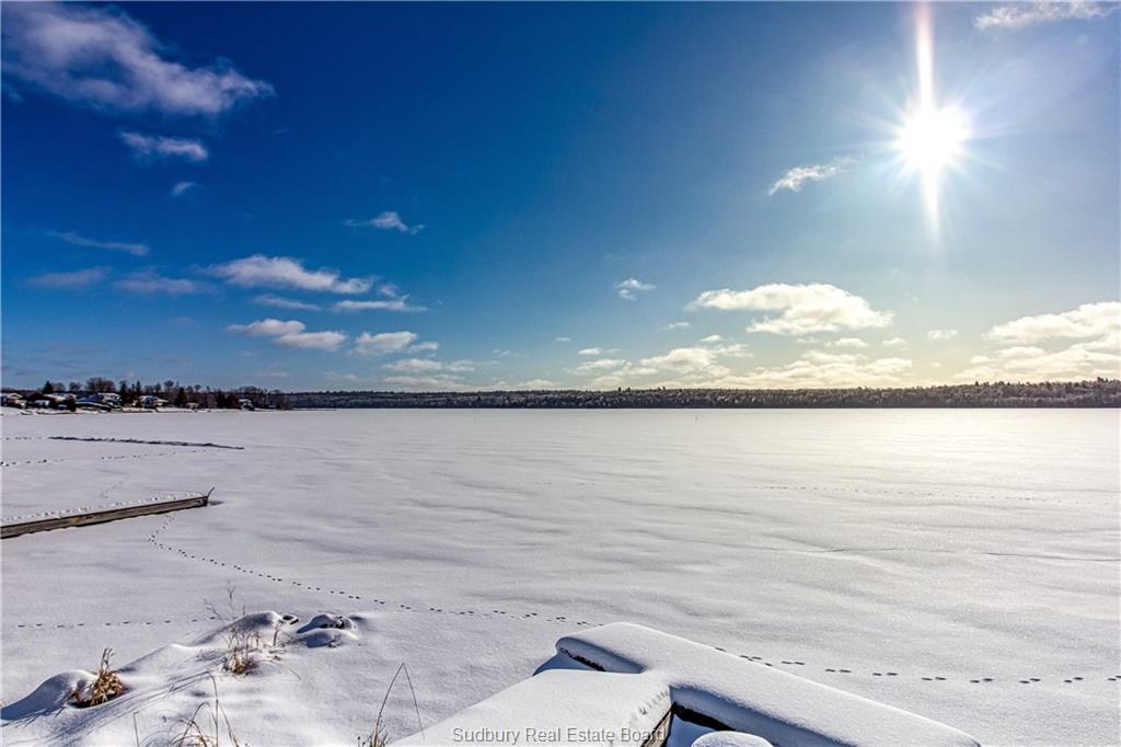 2363 VERMILLION LAKE Road, Chelmsford Ontario, Canada
