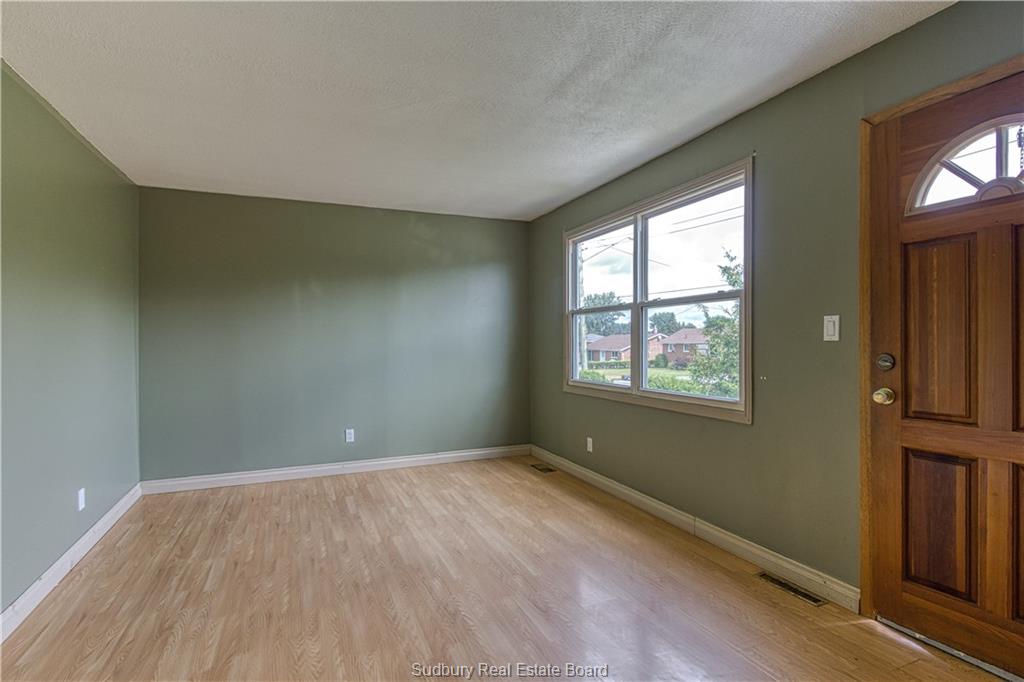 179 COTE, Chelmsford Ontario, Canada