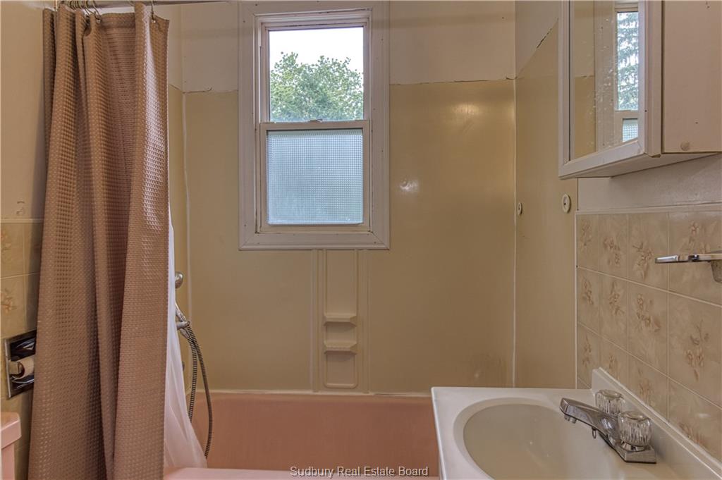 179 COTE, Chelmsford Ontario, Canada