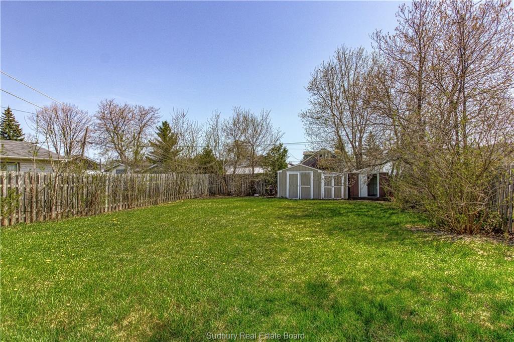 23 POULIN Street W, Azilda Ontario, Canada