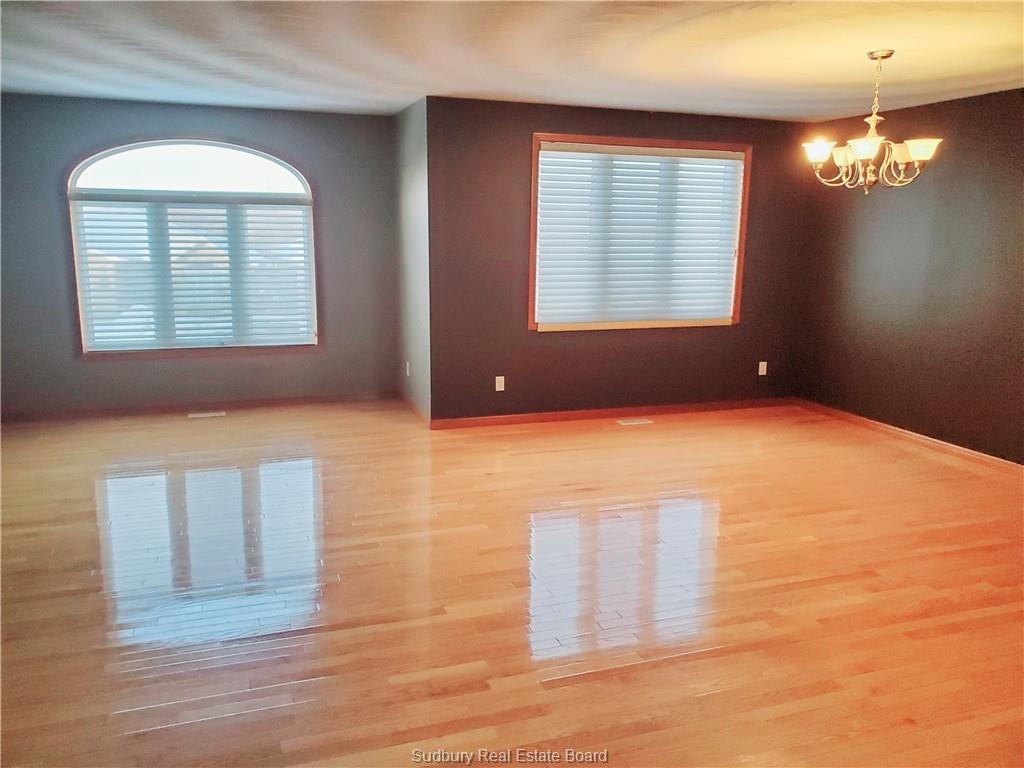 1333 Attlee Avenue, Sudbury Ontario, Canada