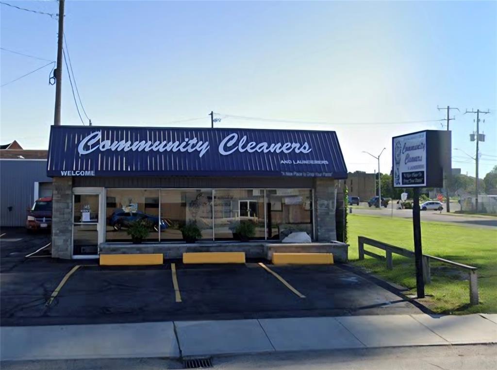 145 Queen Street North East, Chatham Ontario, Canada