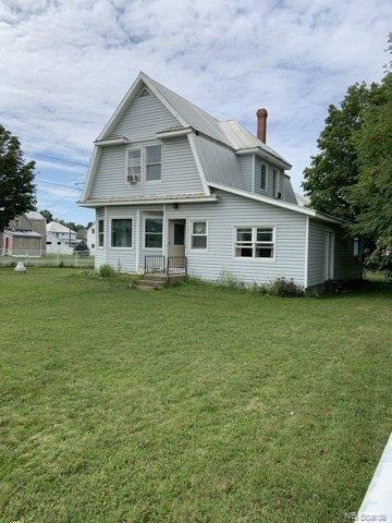 200 Broadway Street, Woodstock, New Brunswick, Canada