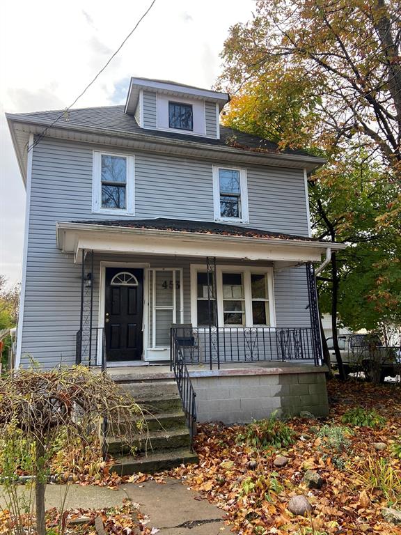 453 Wellington Street, Sarnia Ontario, Canada