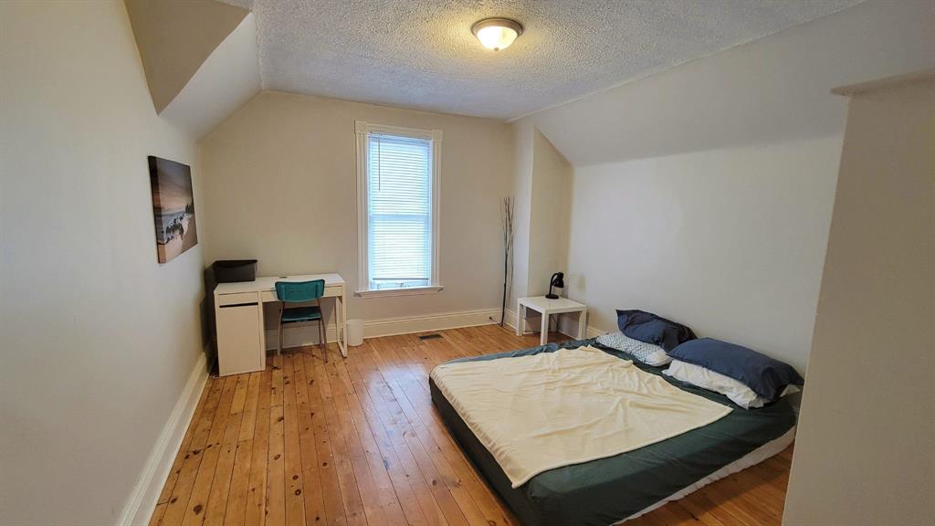 198 EUPHEMIA Street North Unit# BACK, Sarnia, Ontario, Canada