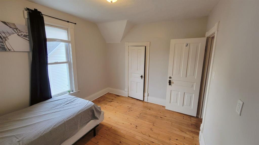 198 EUPHEMIA Street North Unit# BACK, Sarnia, Ontario, Canada