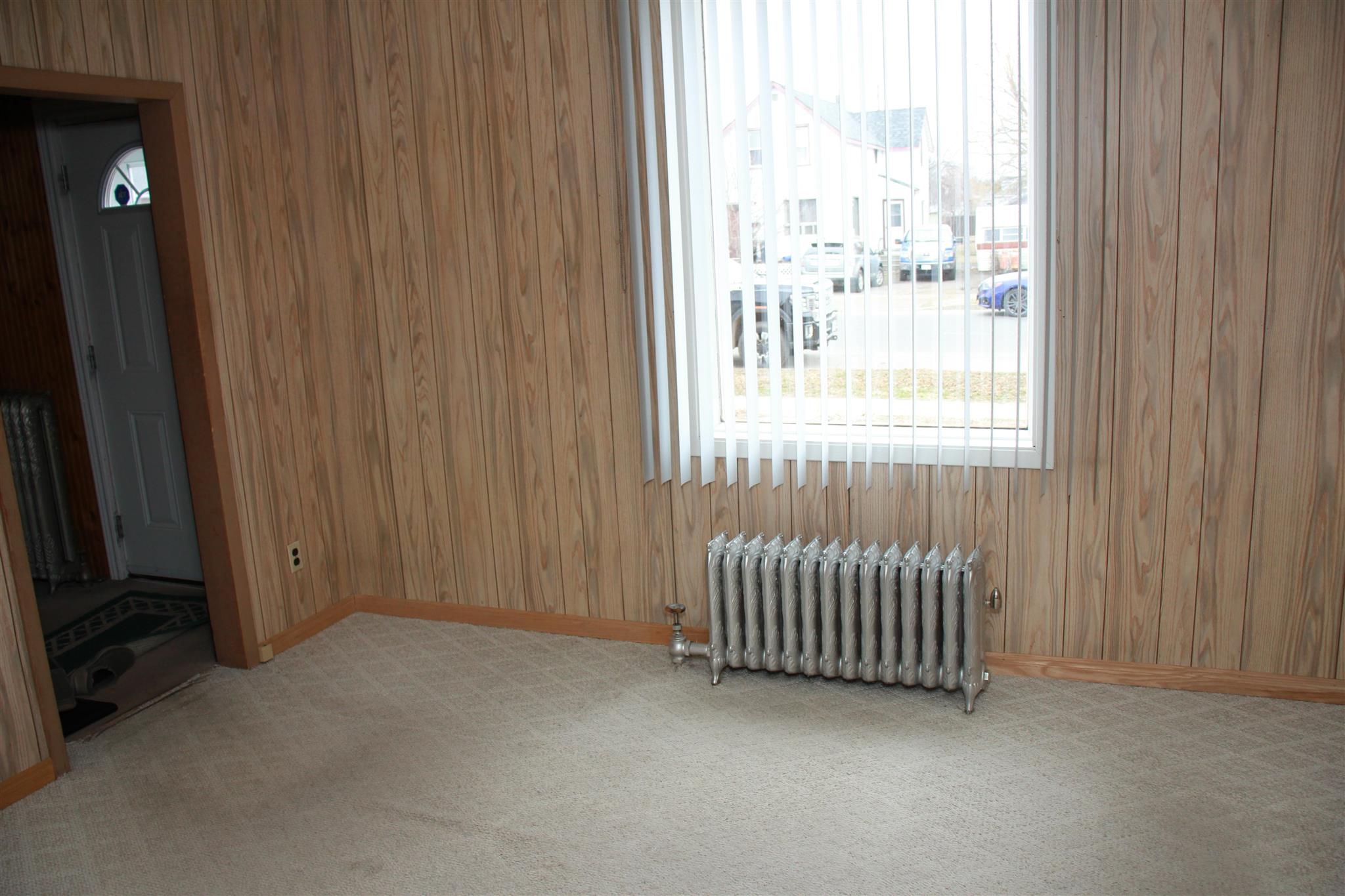 258 Amelia Street W, Thunder Bay, Ontario, Canada photo 4