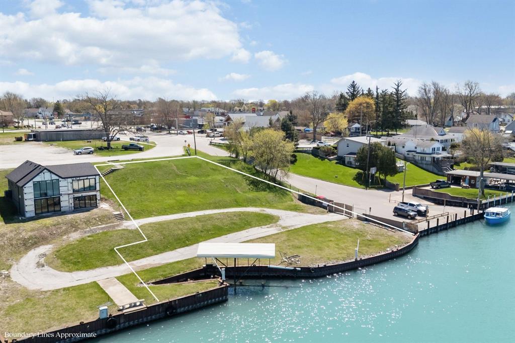 393 BERESFORD Street, St. Clair, Ontario, Canada photo 3