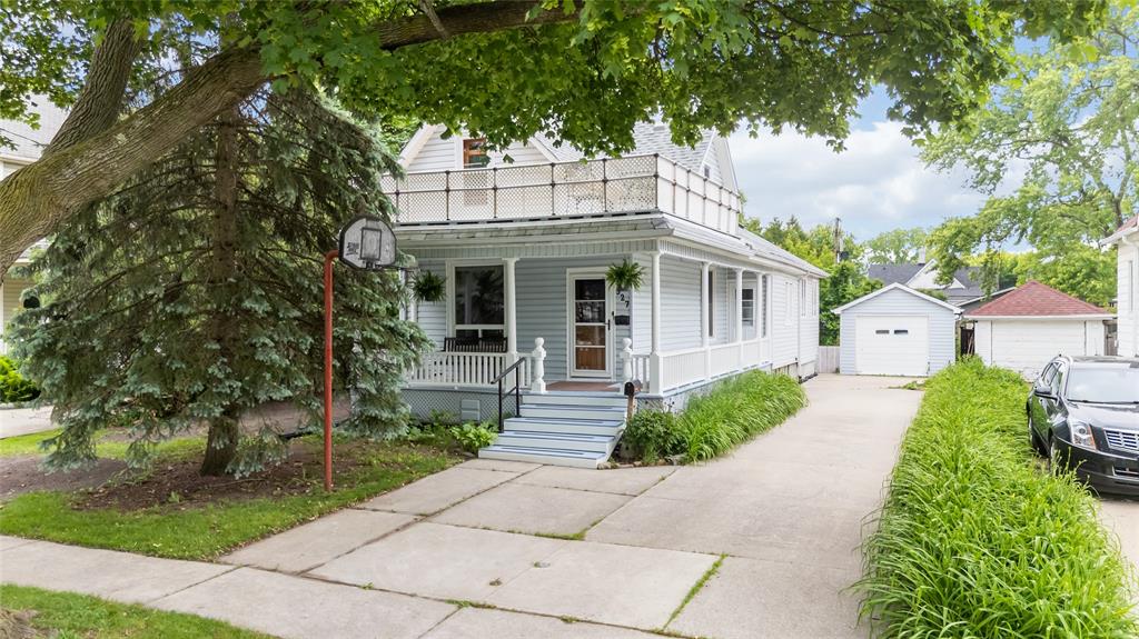 327 CROMWELL Street, Sarnia, Ontario, Canada photo 2