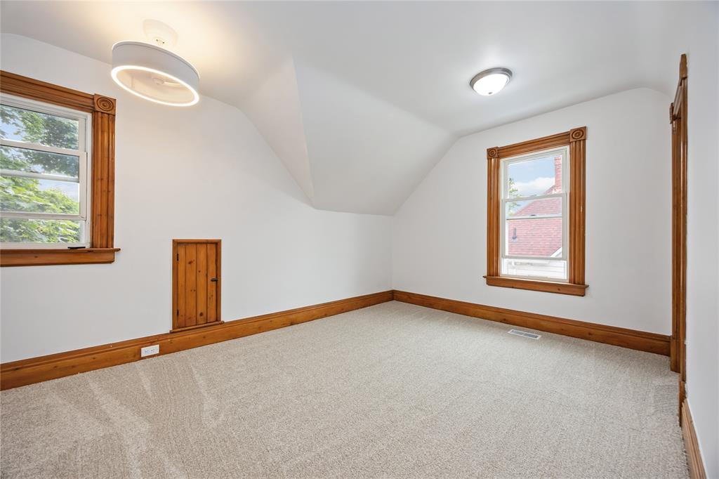 327 CROMWELL Street, Sarnia, Ontario, Canada photo 21