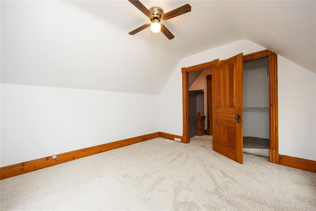 327 CROMWELL Street, Sarnia, Ontario, Canada photo 25