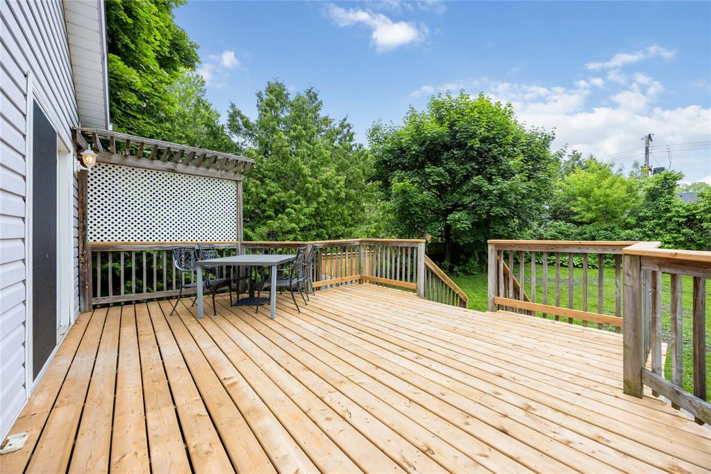 327 CROMWELL Street, Sarnia, Ontario, Canada photo 29