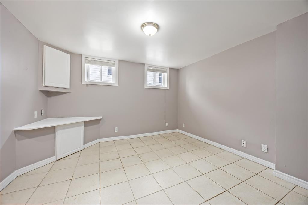 327 CROMWELL Street, Sarnia, Ontario, Canada photo 30