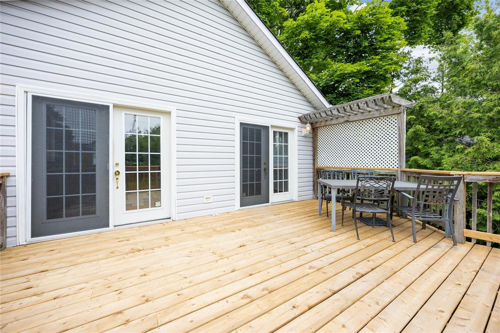 327 CROMWELL Street, Sarnia, Ontario, Canada photo 36