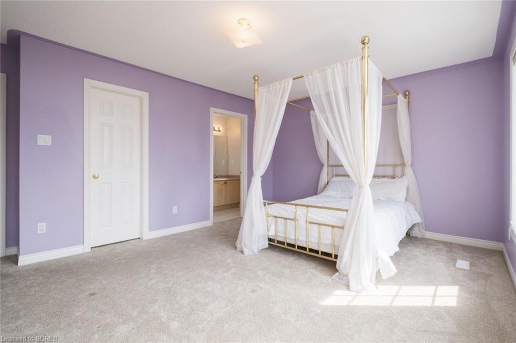 14 PEREGRINE Crescent, Cambridge, Ontario, Canada