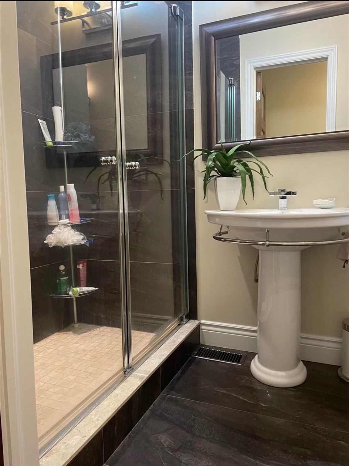 320 Balsam Street, Thunder Bay, Ontario, Canada
