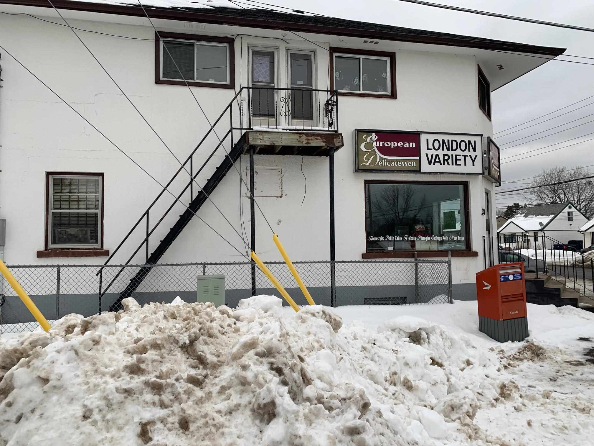 320 Balsam Street, Thunder Bay, Ontario, Canada