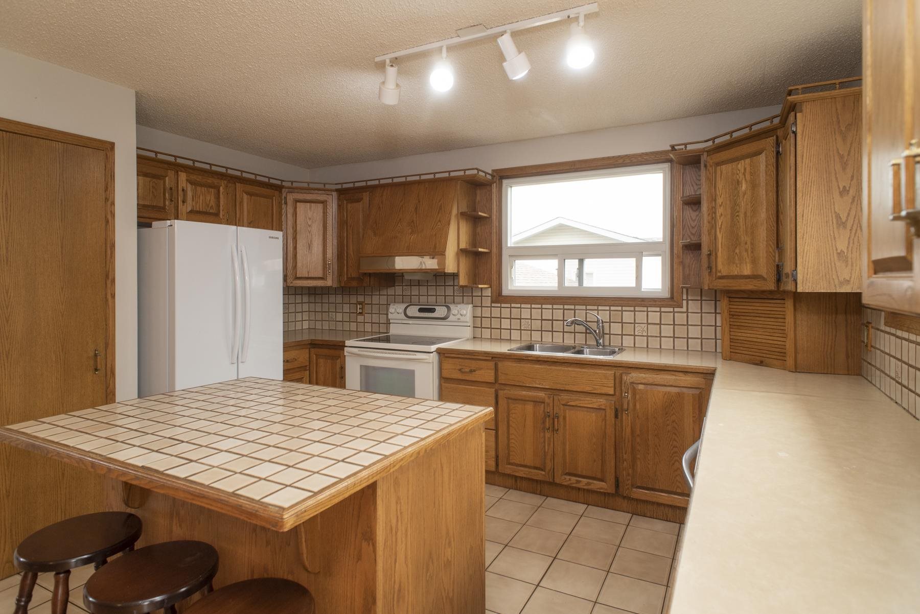195 Masters Street, Thunder Bay, Ontario, Canada