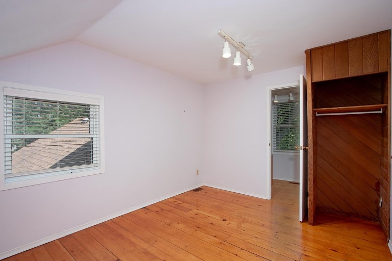 4352 Road 106, New Hamburg, Ontario, Canada