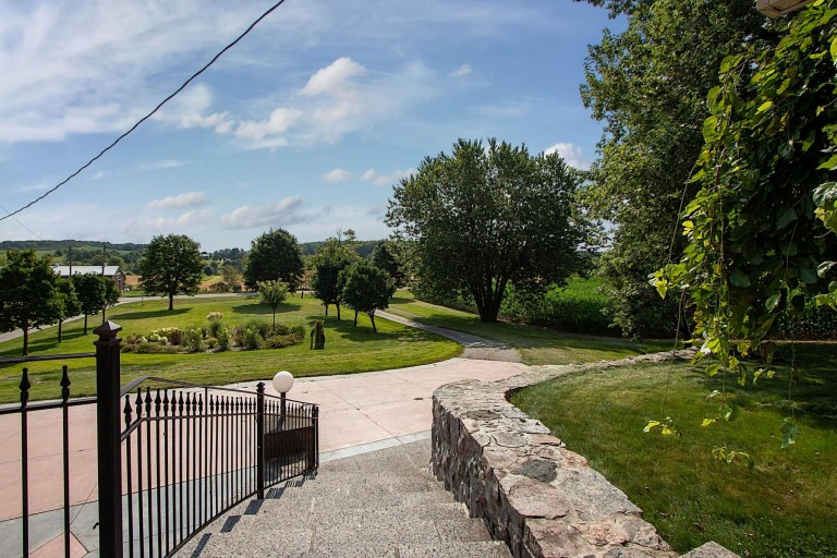 4352 Road 106, New Hamburg, Ontario, Canada