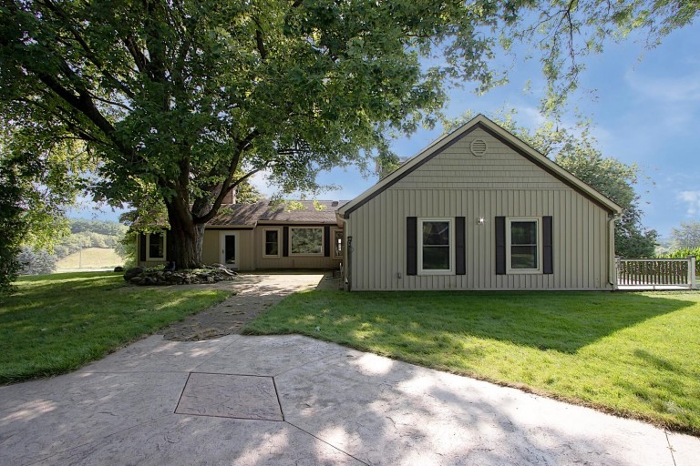 4352 Road 106, New Hamburg, Ontario, Canada