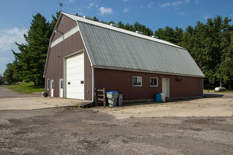 4352 Road 106, New Hamburg, Ontario, Canada
