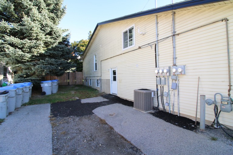 2208 Line 34, Shakespeare, Ontario, Canada photo 2