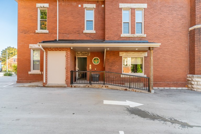 198 Mornington Street, Stratford, Ontario, Canada photo 2