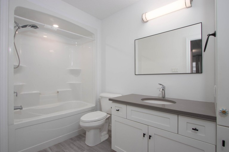 3205 Vivian Line 37, Stratford, Ontario, Canada