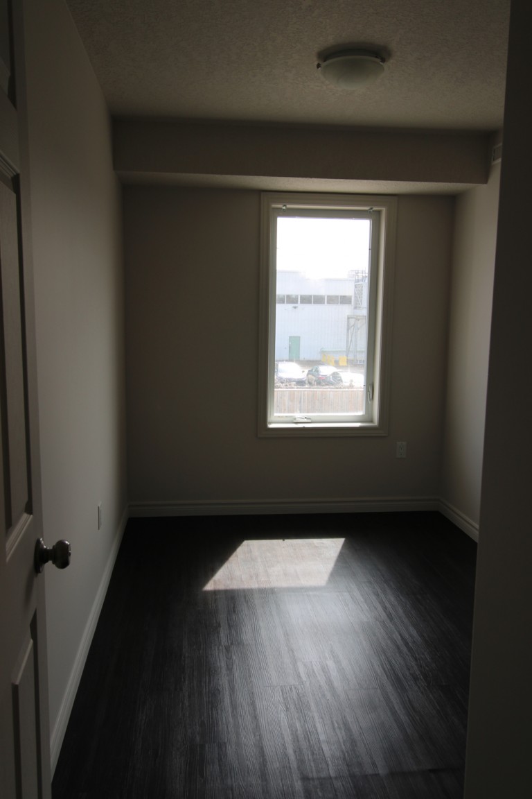437 St Vincent Street South, Stratford, Ontario, Canada photo 5