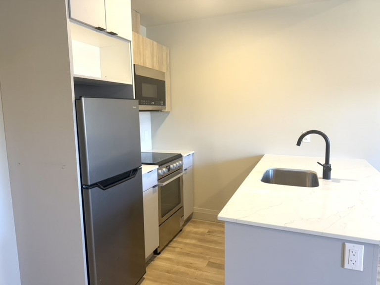 60 Wellington St, Unit 2, Stratford, Ontario, Canada photo 5